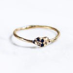 MINI JIVE SKULLS RING | BRASS